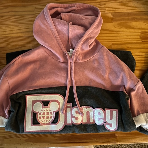 Genuine Walt Disney World Parks Pink, Gray & White Pullover Hoodie Size Medium - Picture 5 of 13